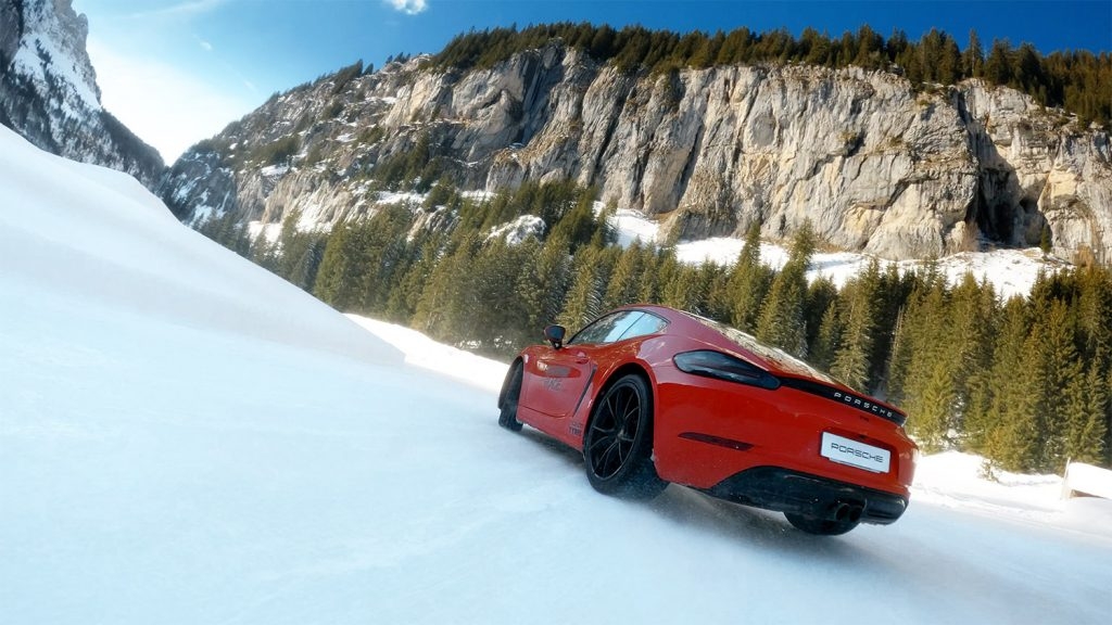 porsche sur circuit glace flaine
